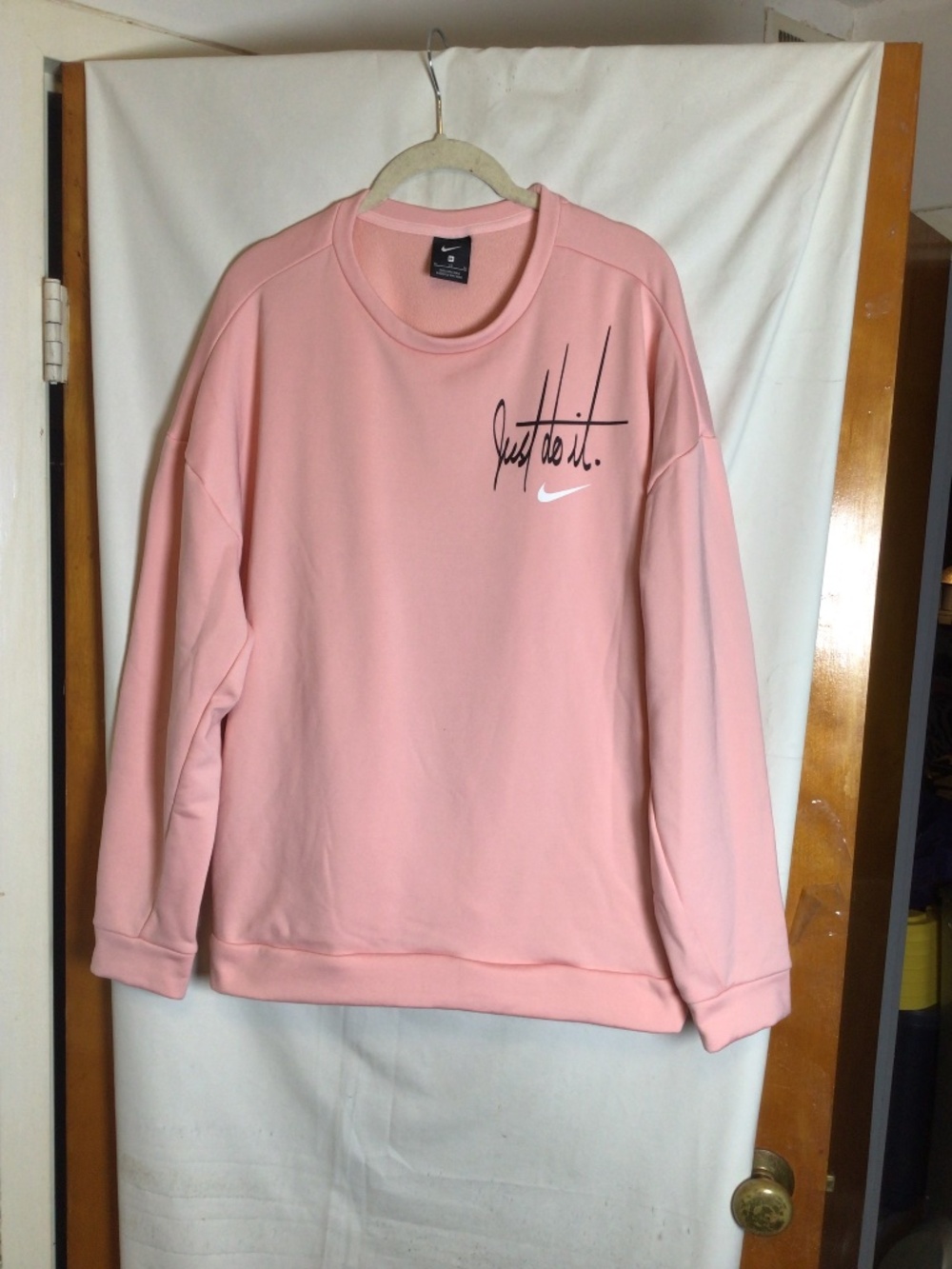 Nike sweatshirt with fleece inner side wit pockets at hem with net lining SZ XL